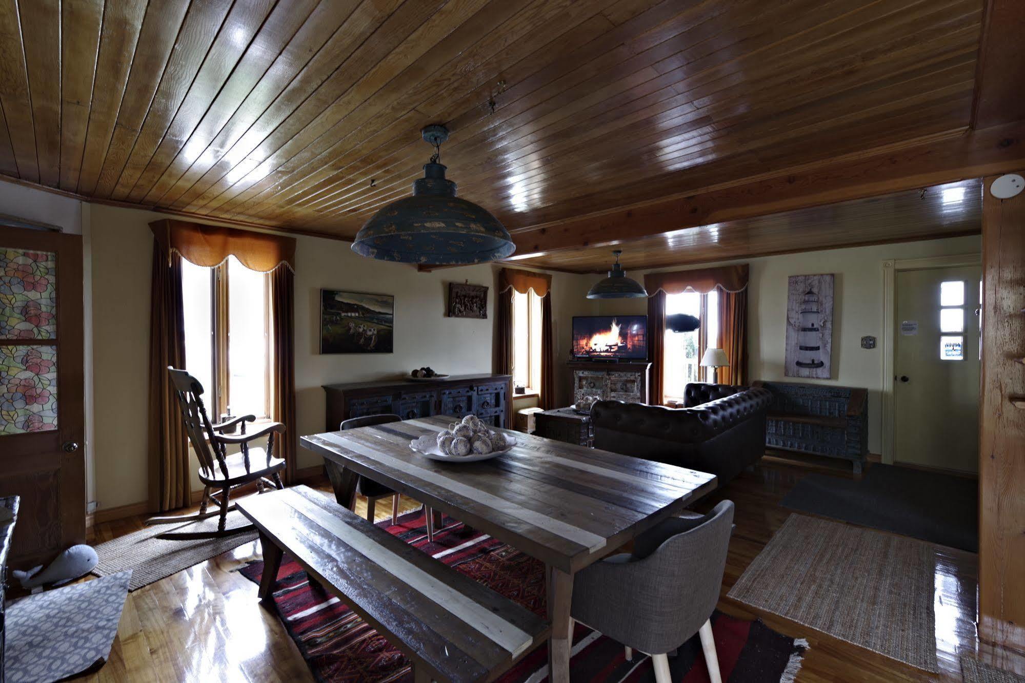 Gite Au Vieux Pommier Tadoussac Eksteriør bilde